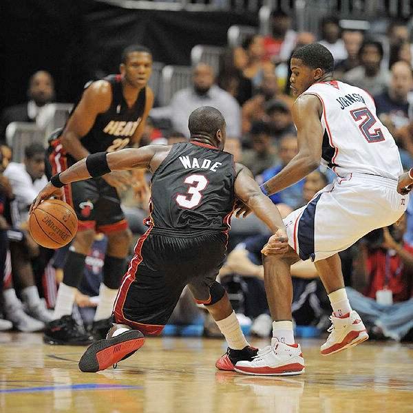 签下埃基蒂 签下埃基蒂