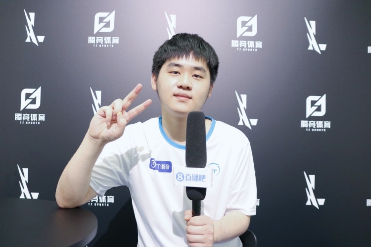 对方球员的 对方球员的