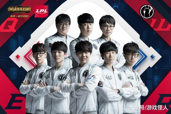 队阵容的厚 队阵容的厚