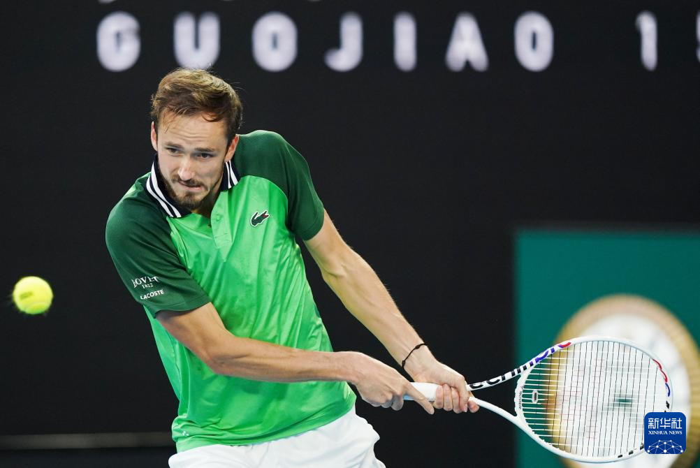 与史密斯并 与史密斯并